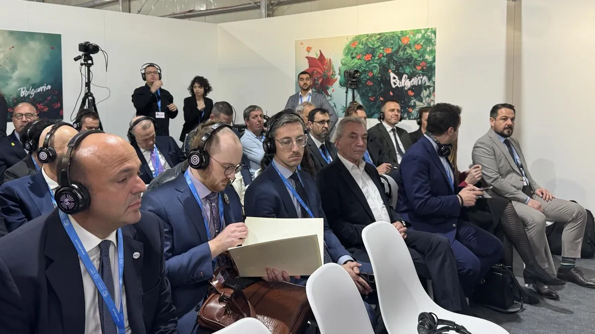 Министър Карадимов участва в енергиен форум на българския павилион на COP 29
