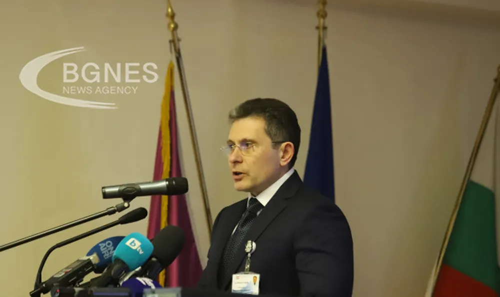 Министърът на здравеопазването освободи директора на УМБАЛ „Лозенец" заради нарушения в болницата