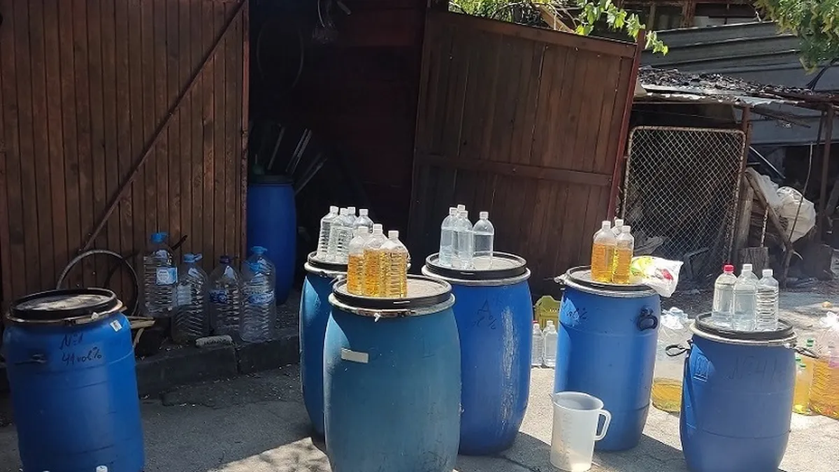 Митничари иззеха тон и половина нелегална ракия от Поморие, Аспарухово и Аксаково
