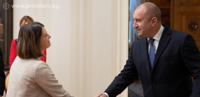 След 2 години: РСМ най-накрая има своя посланик у нас
