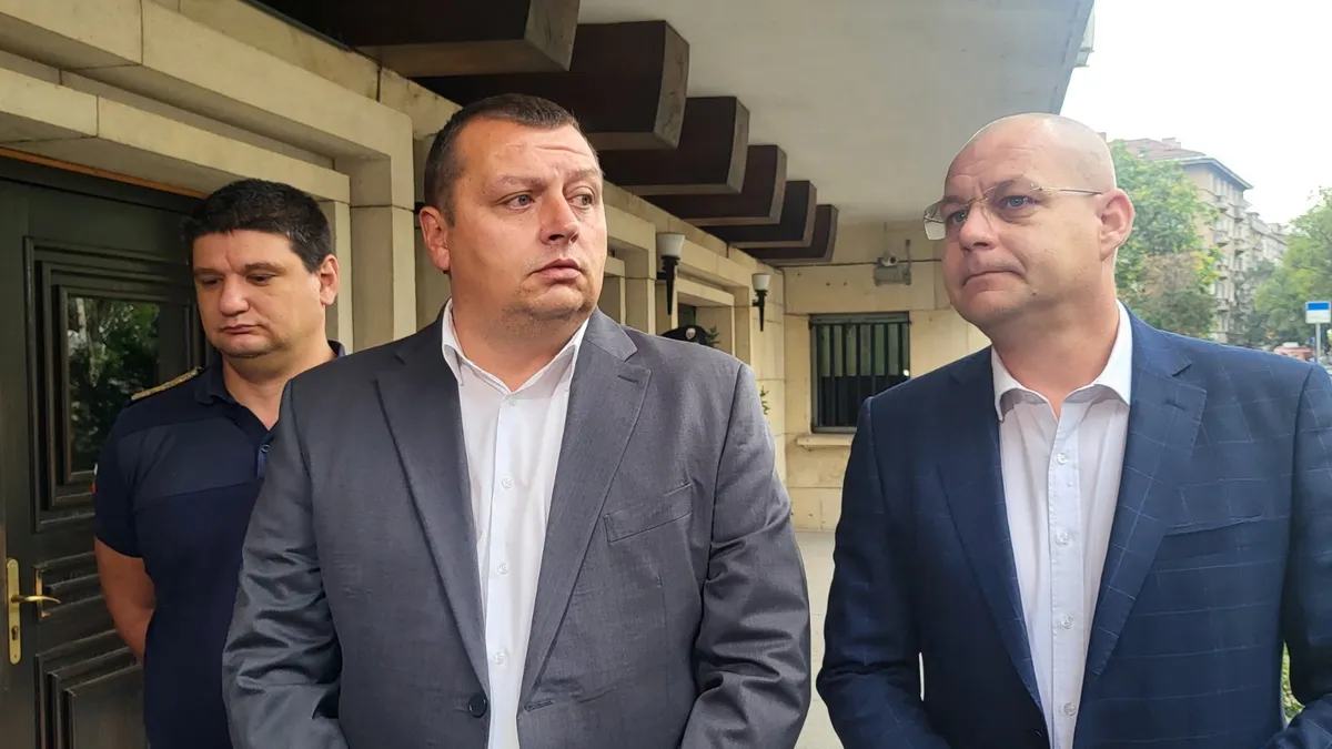 МВР: Най-сериозен остава пожарът край Струмяни; отменена е евакуацията на хората от с. Плоски