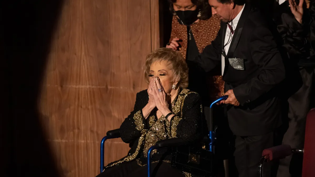 На 93 години почина мексиканската актриса Силвия Пинал