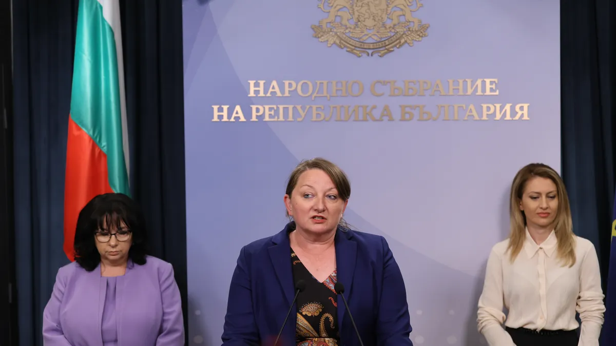 На фокус остават преговорите на ГЕРБ-СДС за съставяне на кабинет