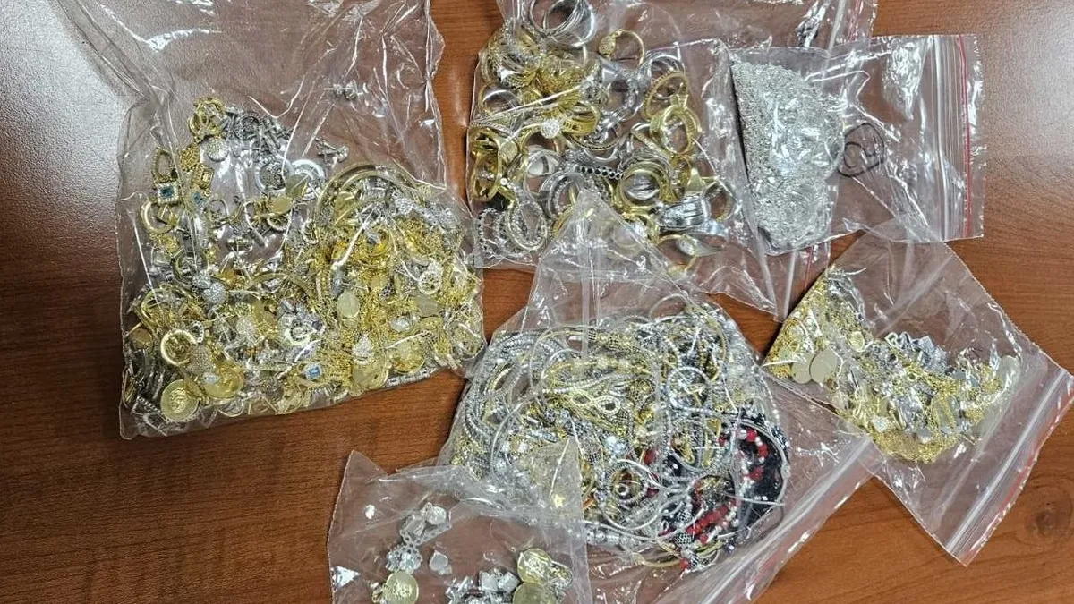 Над 1.3 кг контрабандни сребърни и златни накити задържах на МП Малко Търново