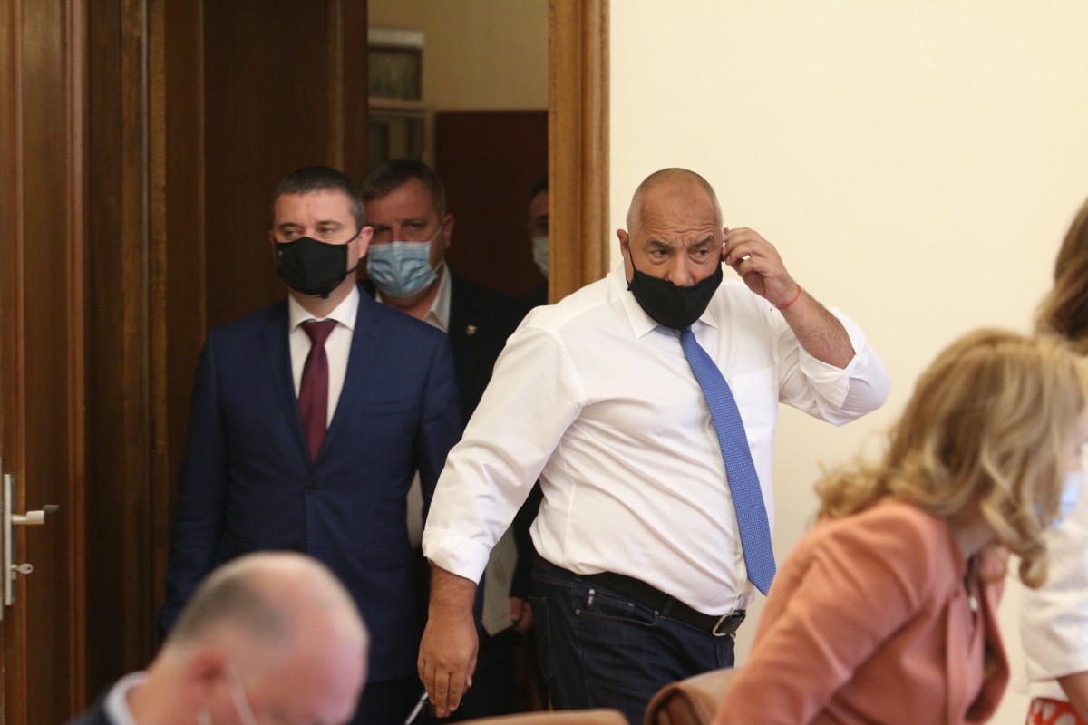 Над 30 министерски оставки в кабинетите на Борисов