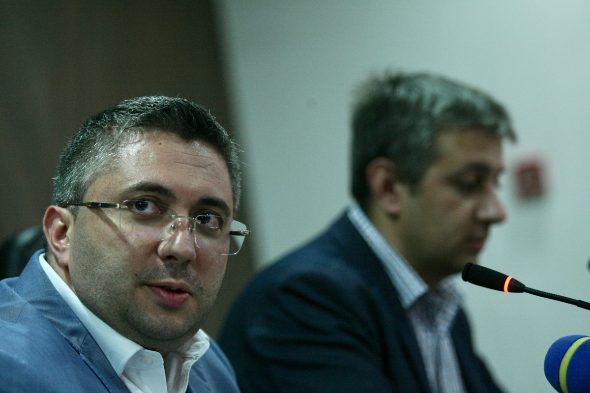 Нанков към Свиленски: Георги бре, чети! Георги не чете