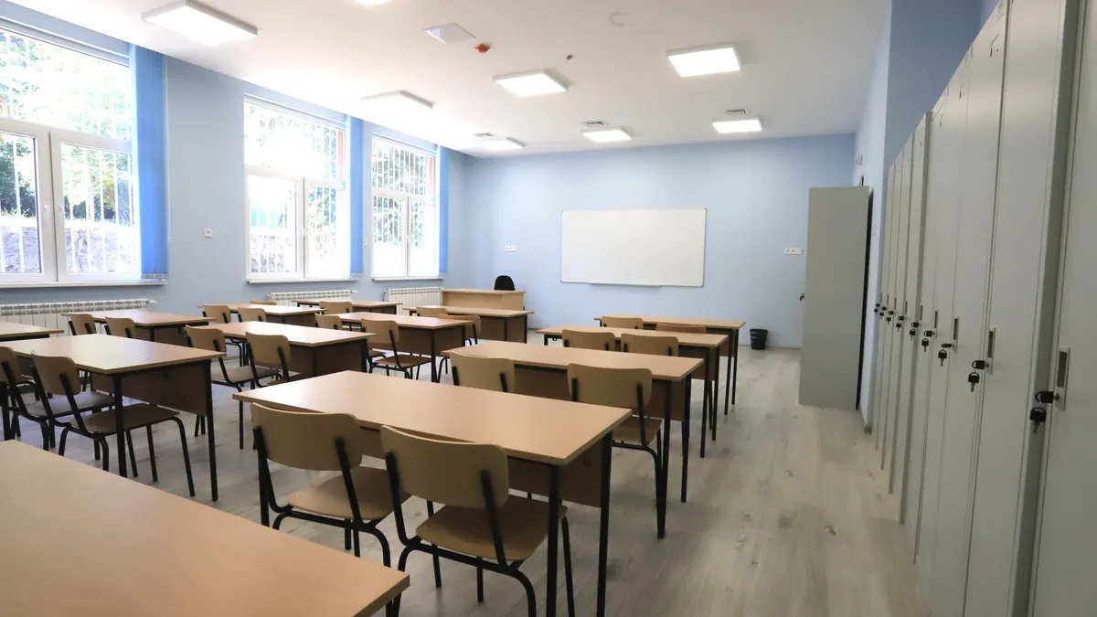 Най-желаните специалности в 8 клас за столицата са електронна търговия и банково дело