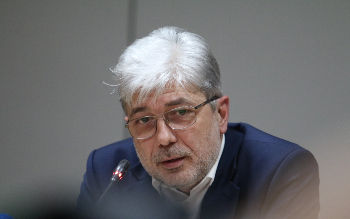 Нено Димов остава в ареста