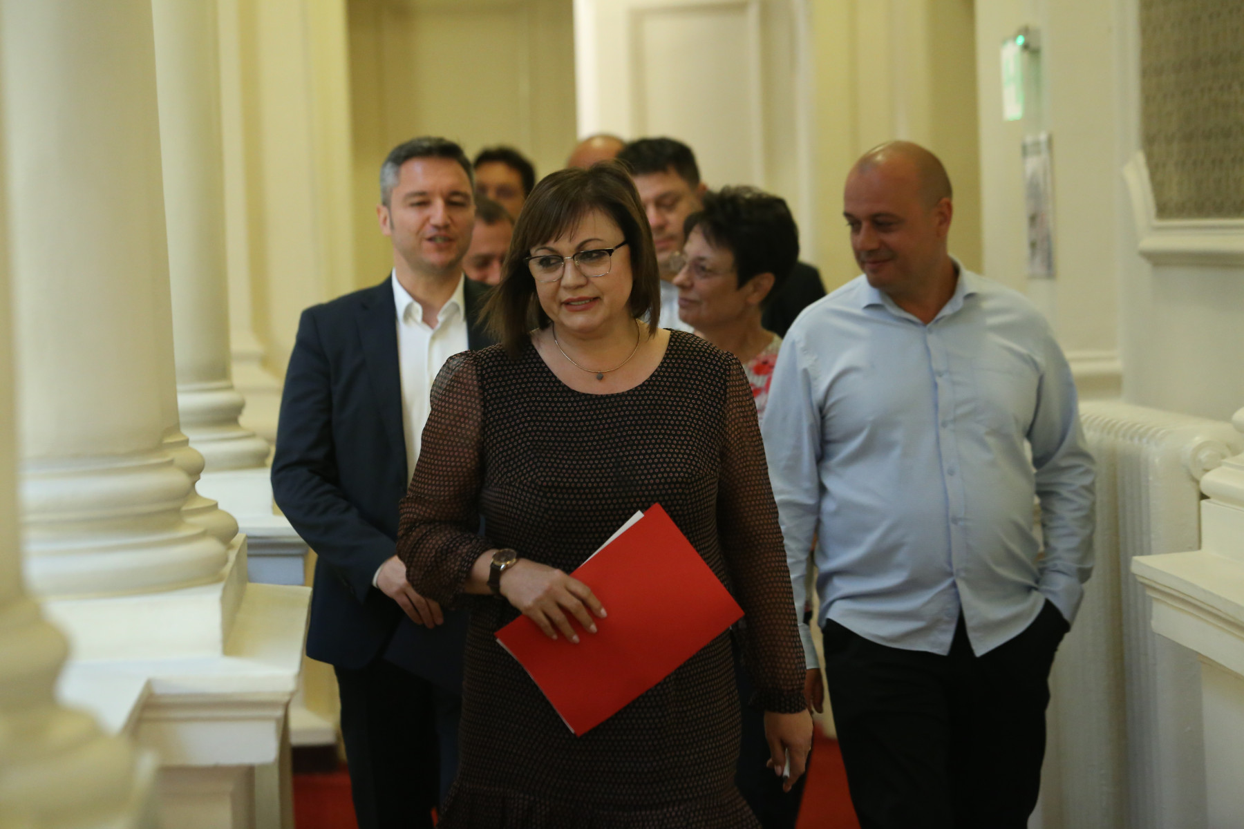 Нинова: Не поставями никакви предварителни условия