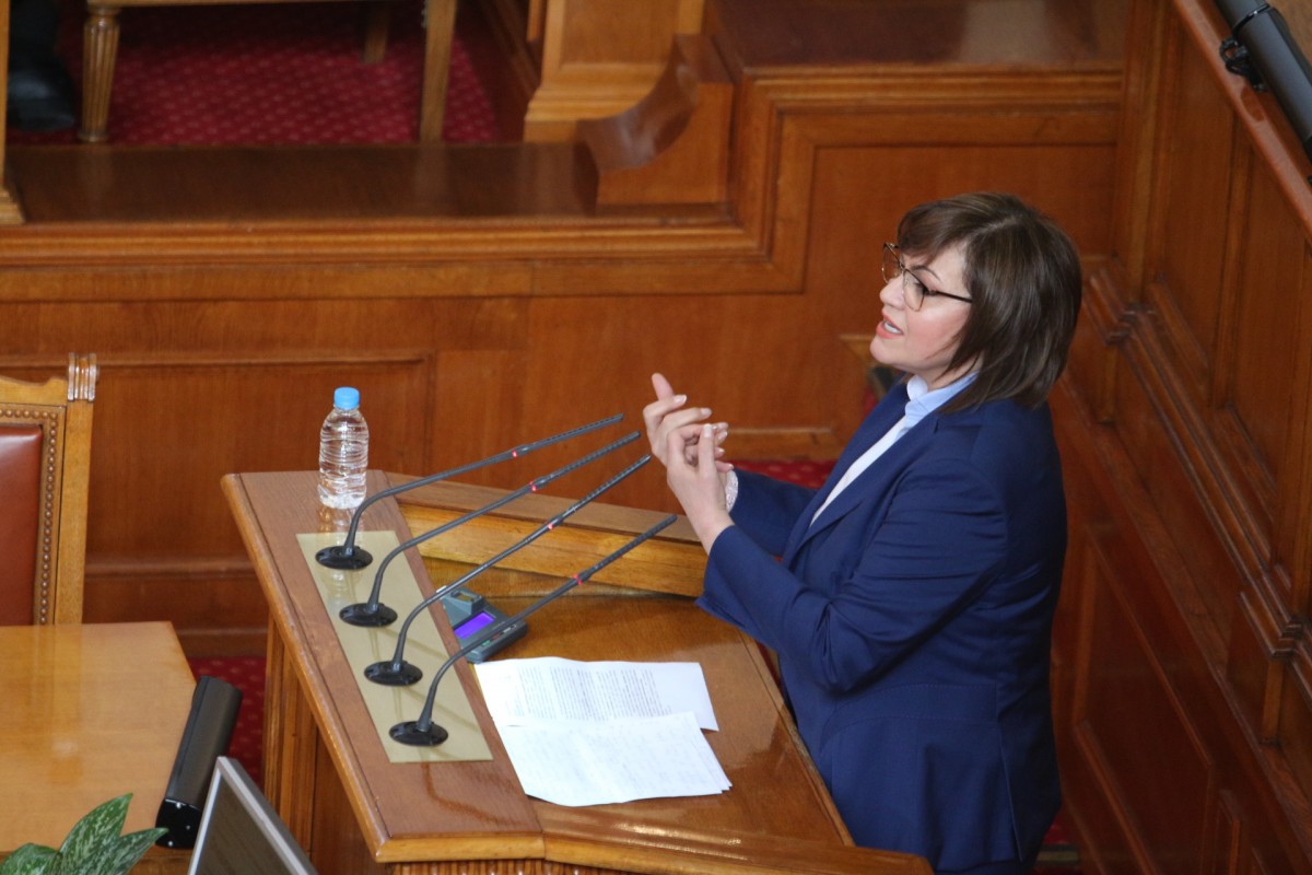 Нинова: Време е за смели действия срещу вредното управление на Борисов