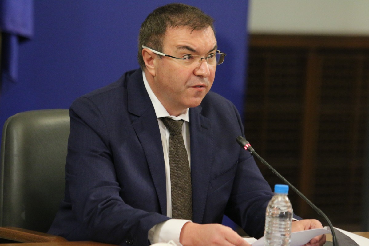 125 хил. дози от ваксината на "Пфайзер" пристигат до Нова година или в началото на 2021 г.
