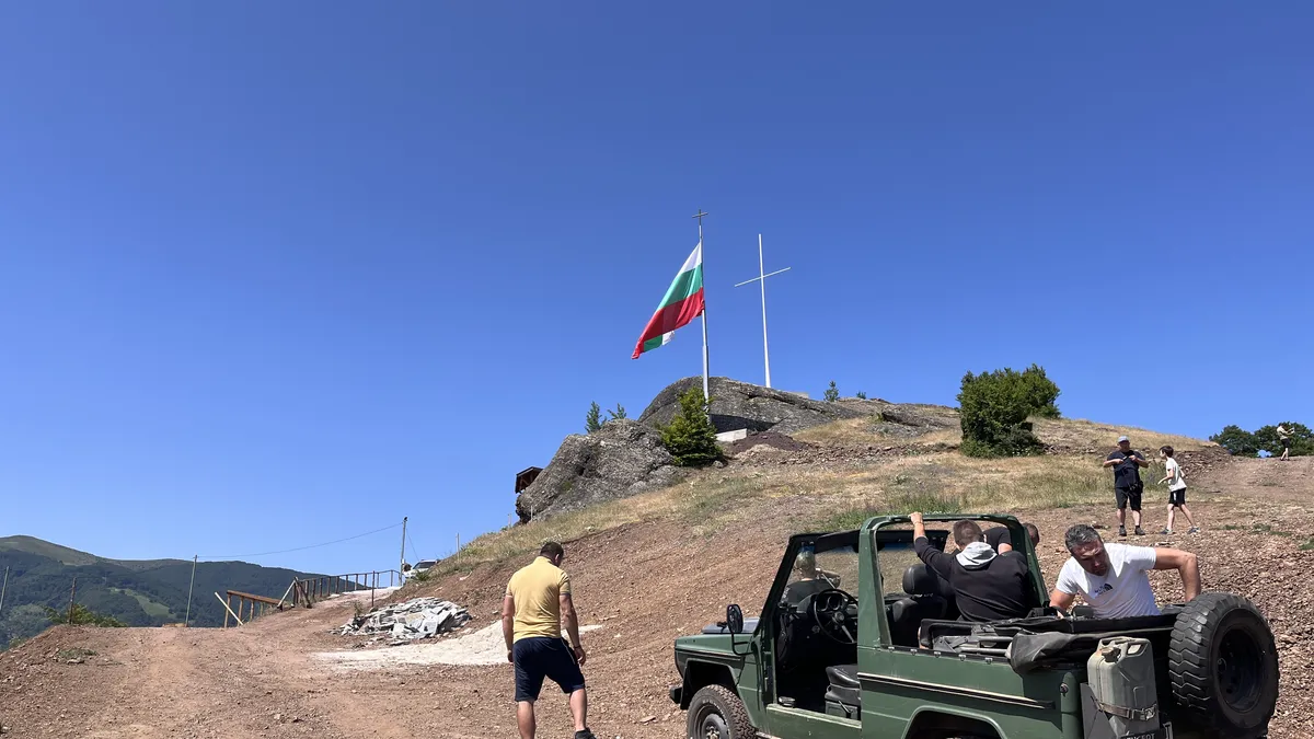 Нов духовен фар край Коматинските скали: Параклисът „Свети Иван Рилски“ приканва към природа и история