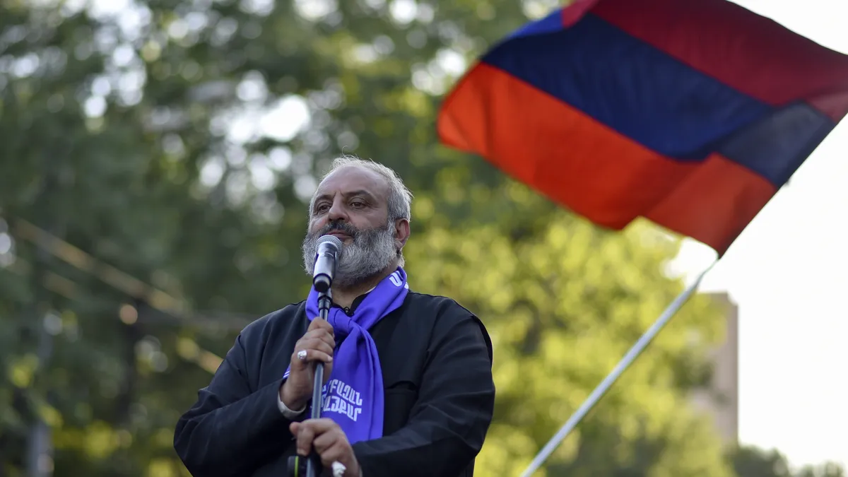 Нов протест срещу Пашинян в Армения