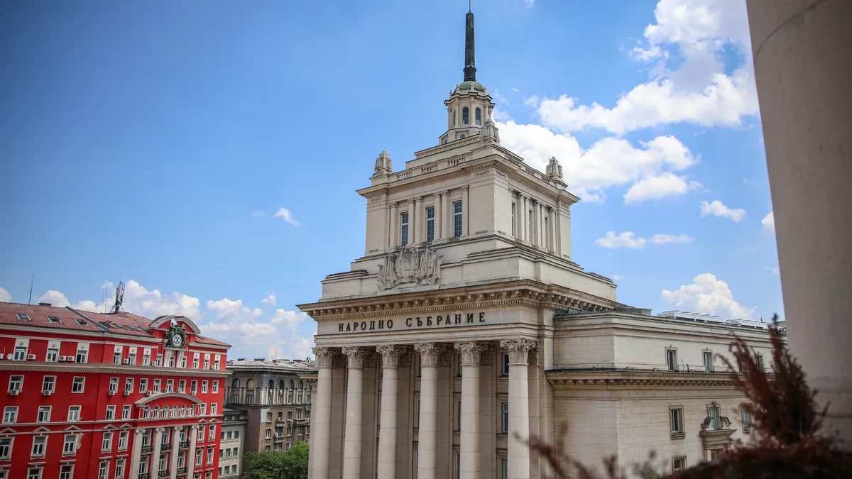  НС ще почива през втората половина на август 