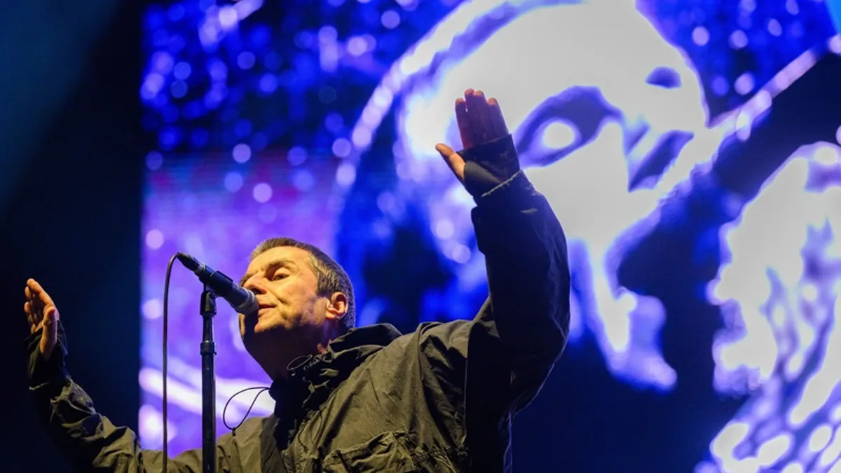 Oasis ще се съберат отново на Гластънбъри
