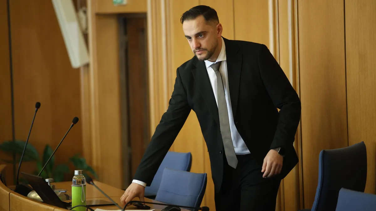 Общината обяви: От Левски не са казали кой ще даде парите за новия стадион