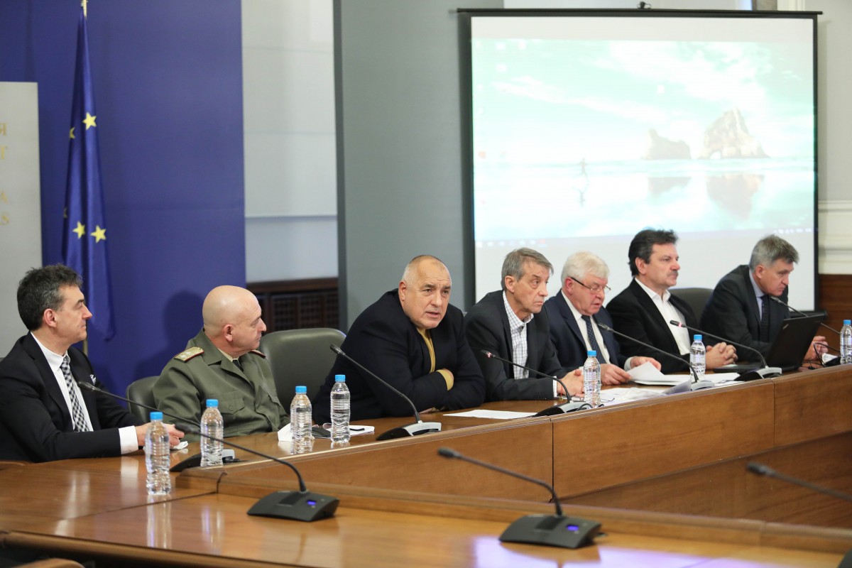 Окончателно: България купува лекарства за COVID-19 от Китай