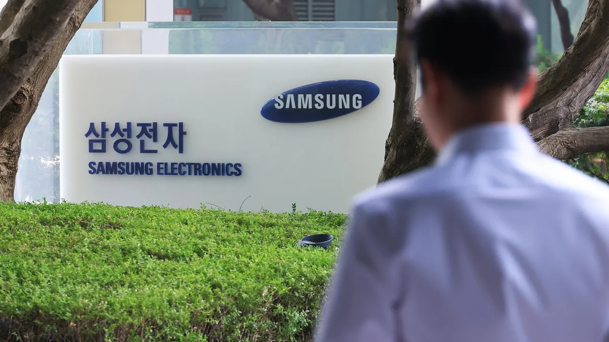 Оперативната печалба на Samsung се срина с 55% за второто тримесечие на 2025
