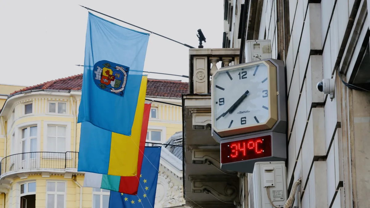 Оранжев код за жега в цялата страна в сряда, 23 юли