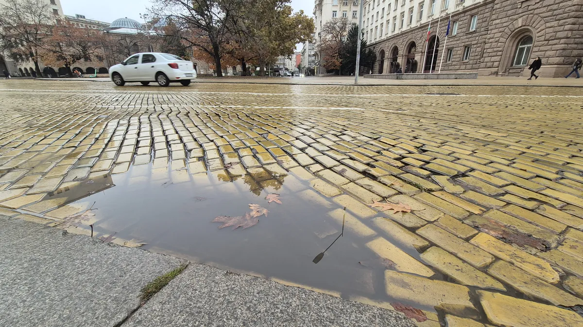 Остава дъждовно в Централна и Източна България в петък, температурите до 10 градуса