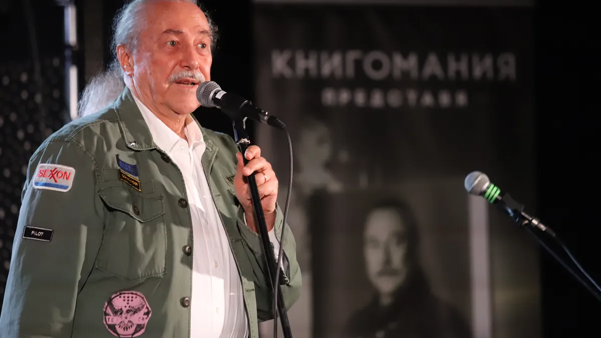 Откриват паметна плоча на Кирил Маричков на фасадата на дома му в София