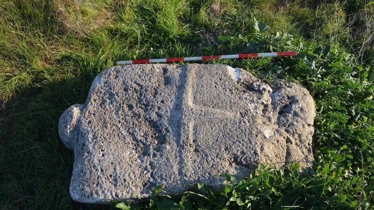 Паметник от ранна бронзова епоха бе открит в с. Страшимирово, край Белослав
