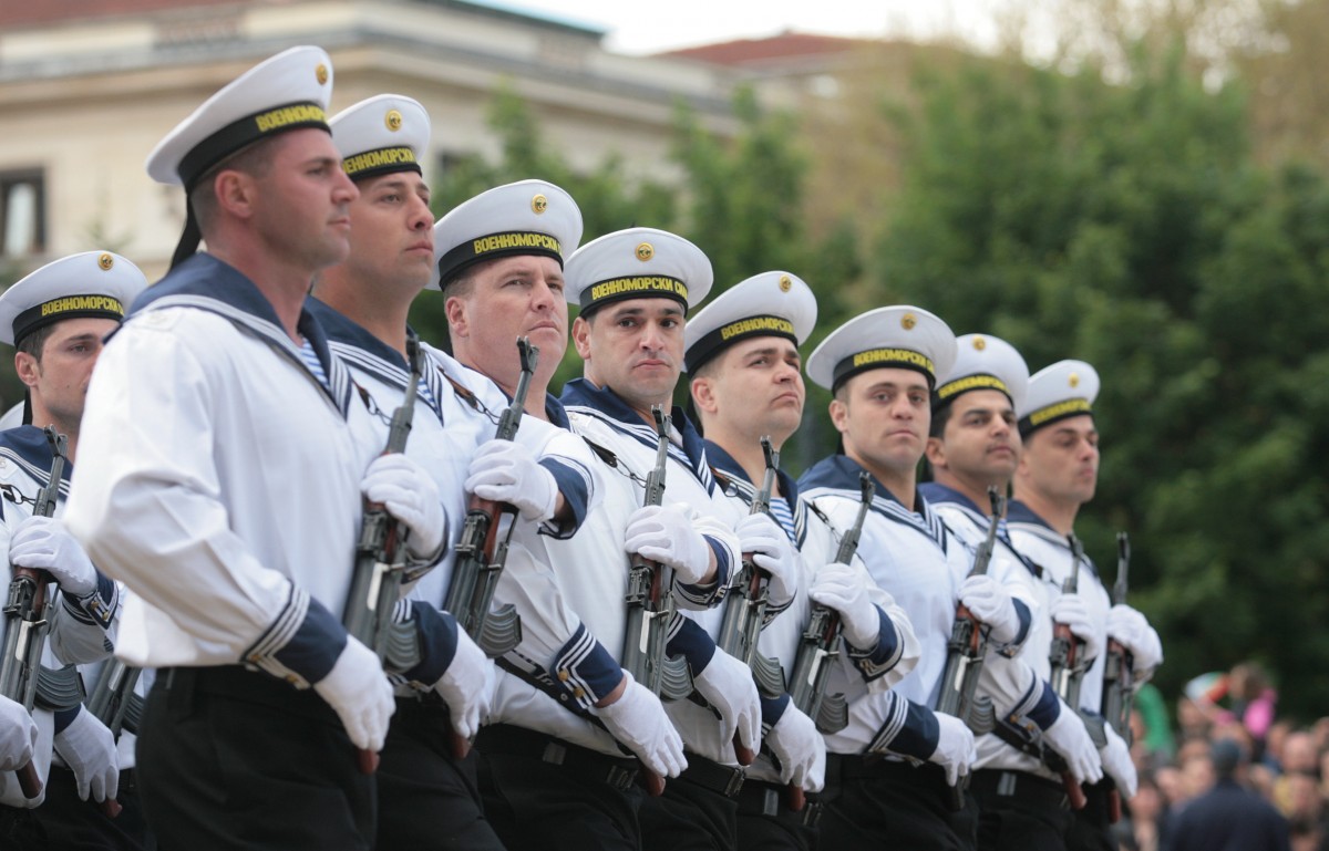 Пандемията може да засегне модернизацията на армията