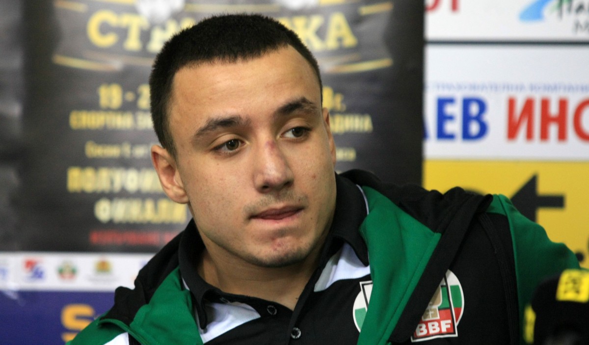 Панталеев осигури на България медал от Световното по бокс
