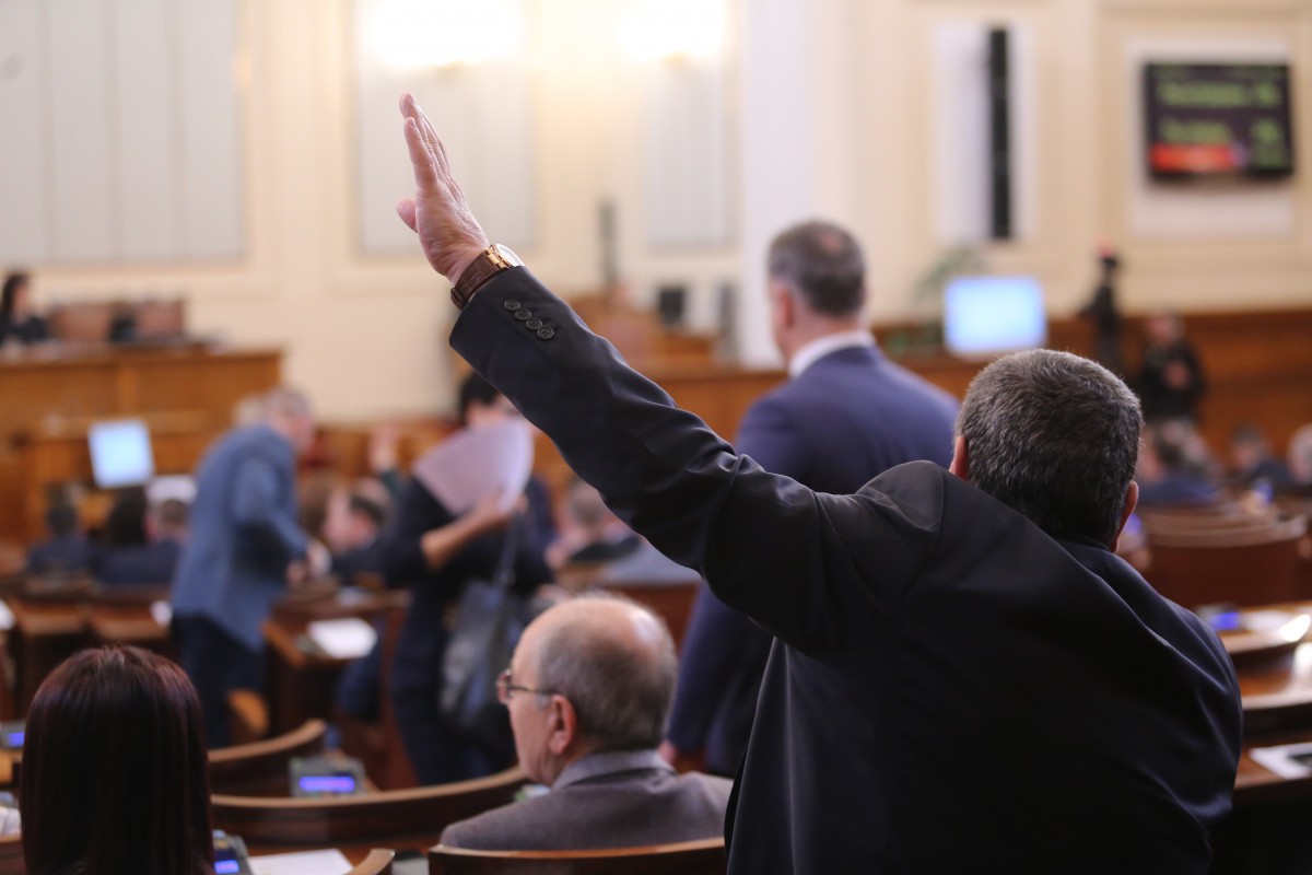Депутати поискаха отлагане на Закона за социалните услуги с 6 месеца, други - отпадане 
