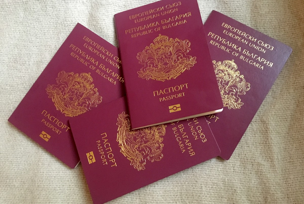 Пътуваме с международен паспорт за Англия от догодина
