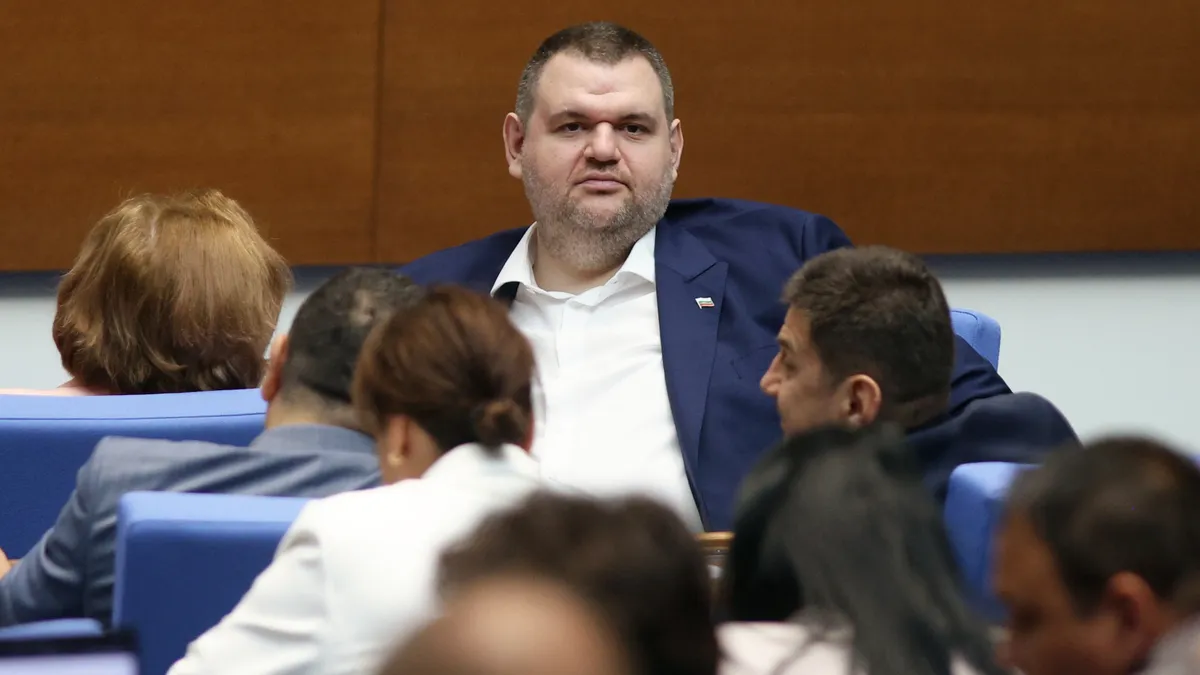 Пеевски: Мистър Кеш разцепи ДПС, Христо Иванов е родствено обвързан с Ахмед Доган
