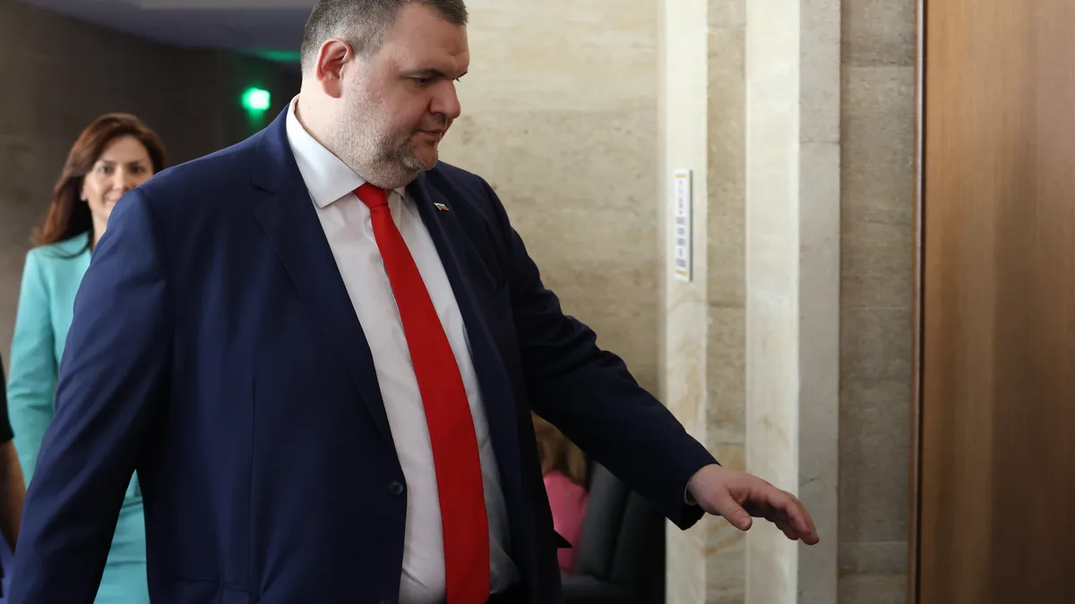 Пеевски: На Срещата на върха на НАТО да отиде Главчев, за да няма риск Радев да сее проруска пропаганда