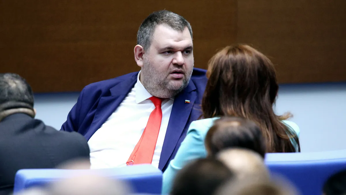 Пеевски: Николоски незабавно да бъде обявен за персона нон грата! Вече е късно за извинения