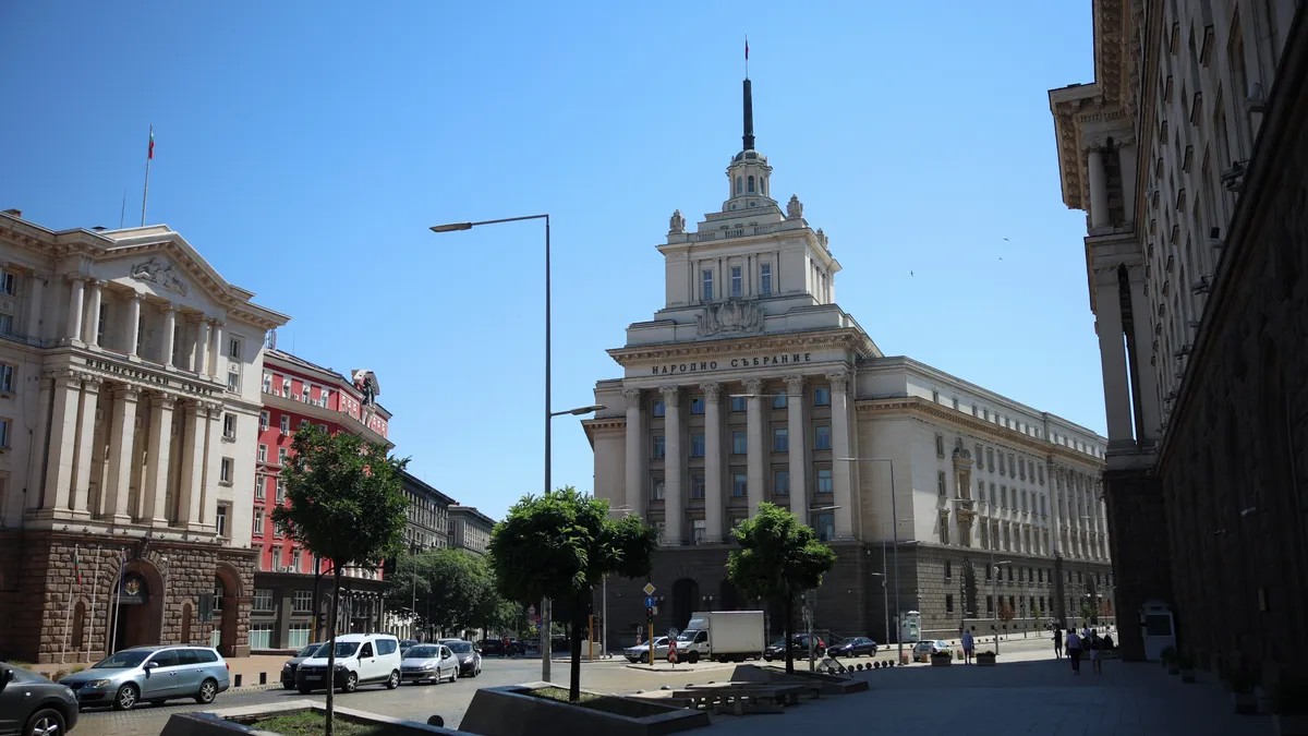 Пеевски: Радев нагнетява обществено напрежение, Народното събрание трябва да отхвърли ветото за адвокатурата