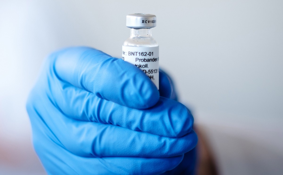 Pfizer/BioNTech: 95% ефективност и възможност за ваксинация до дни