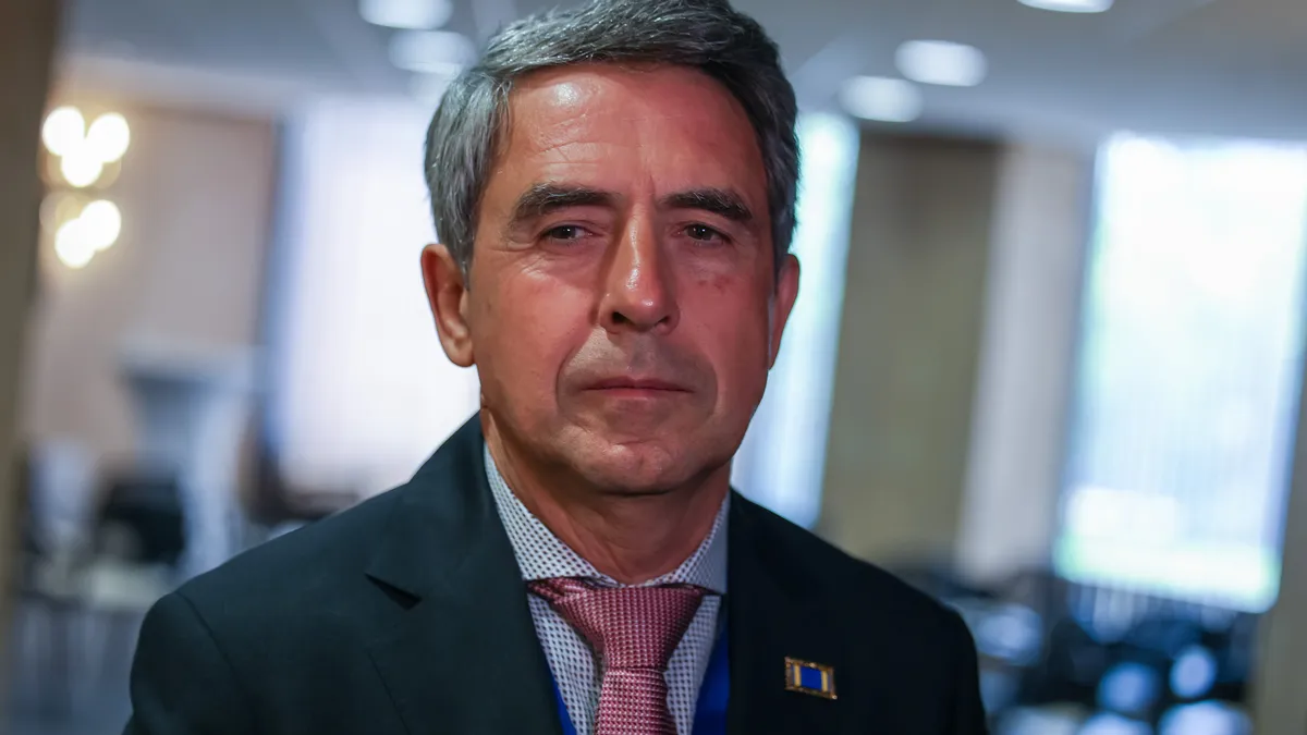 Плевнелиев: България е пробита, руската пропаганда промива брутално мозъците на българите