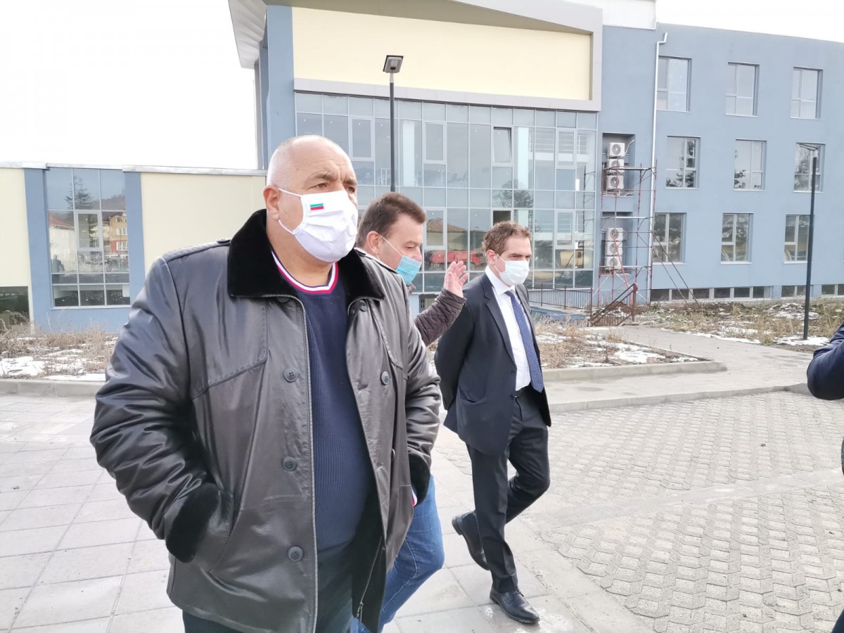 Борисов: Радев също да заяви какво мисли за задържането на Навални
