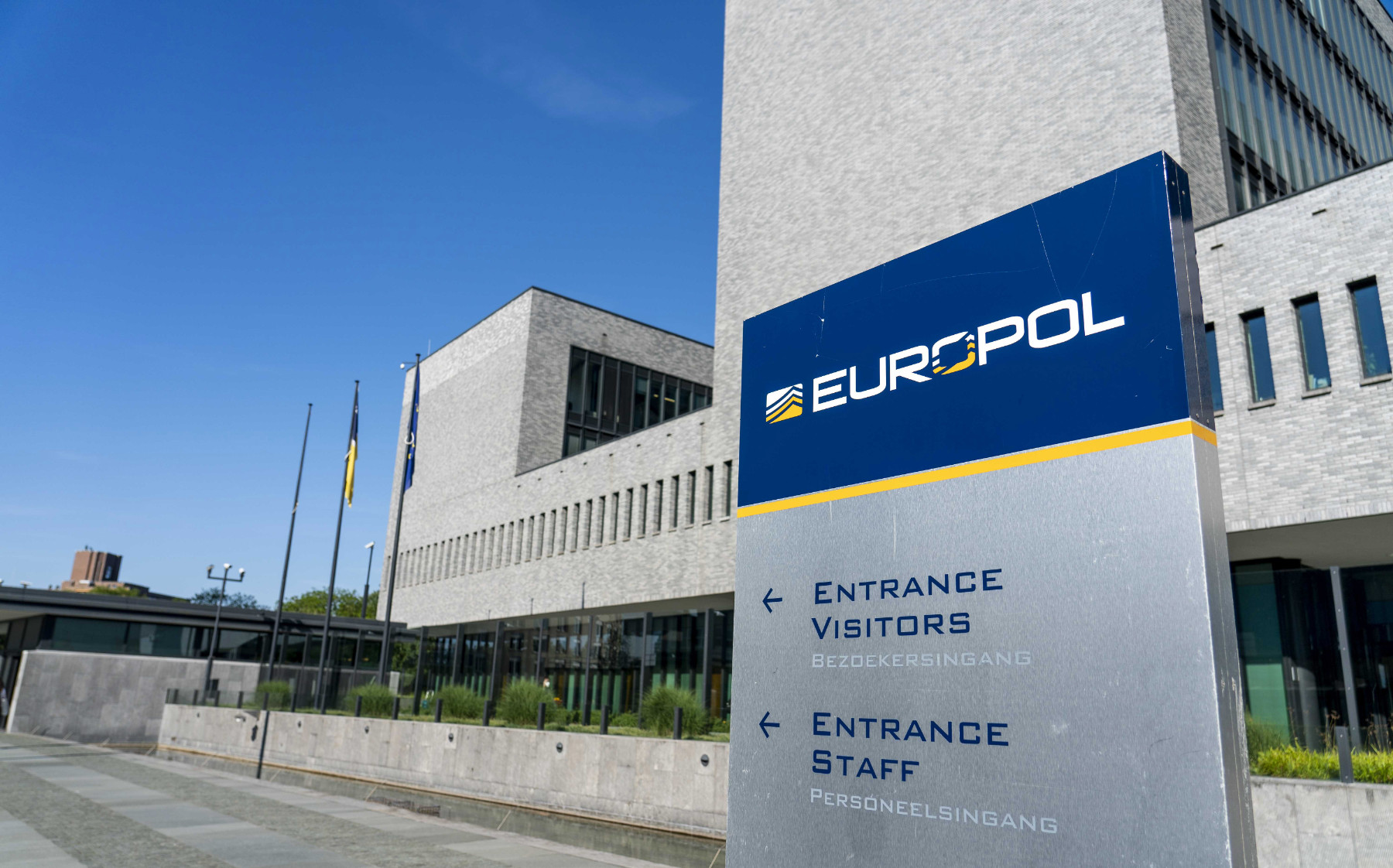 Европол: Предстои престъпна злоупотреба с ChatGPT