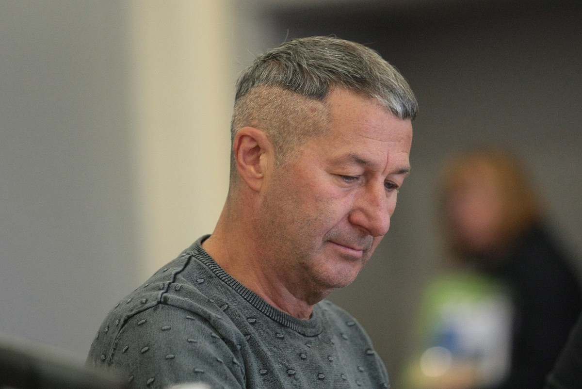 Полицията конвоира Каролев за София