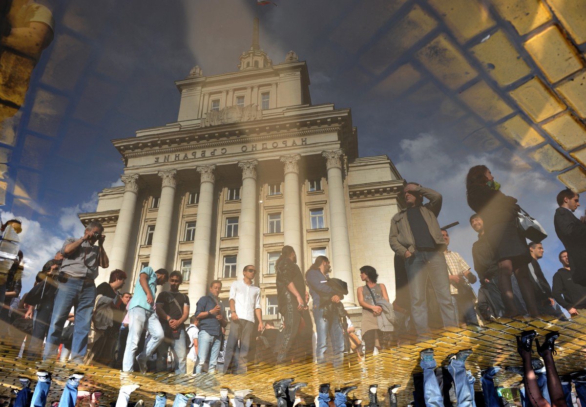 Политиката разболява хората и води до загуба на сън