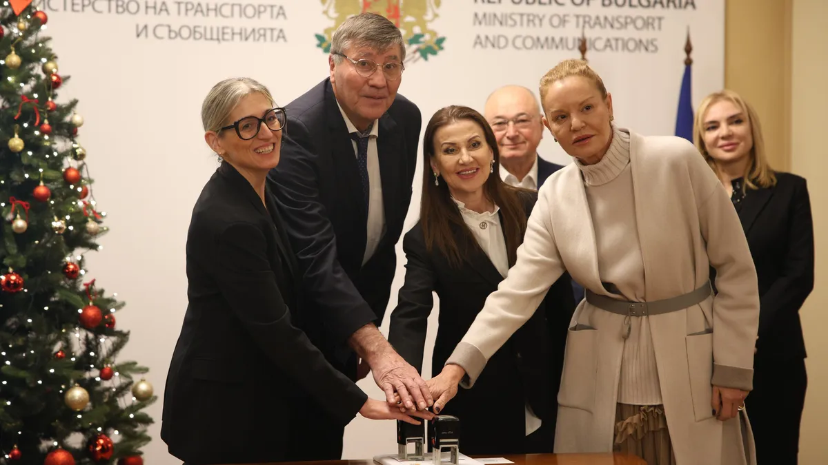 Валидираха пощенските марки "Олимпийска слава 2024" и "Български футболни легенди"