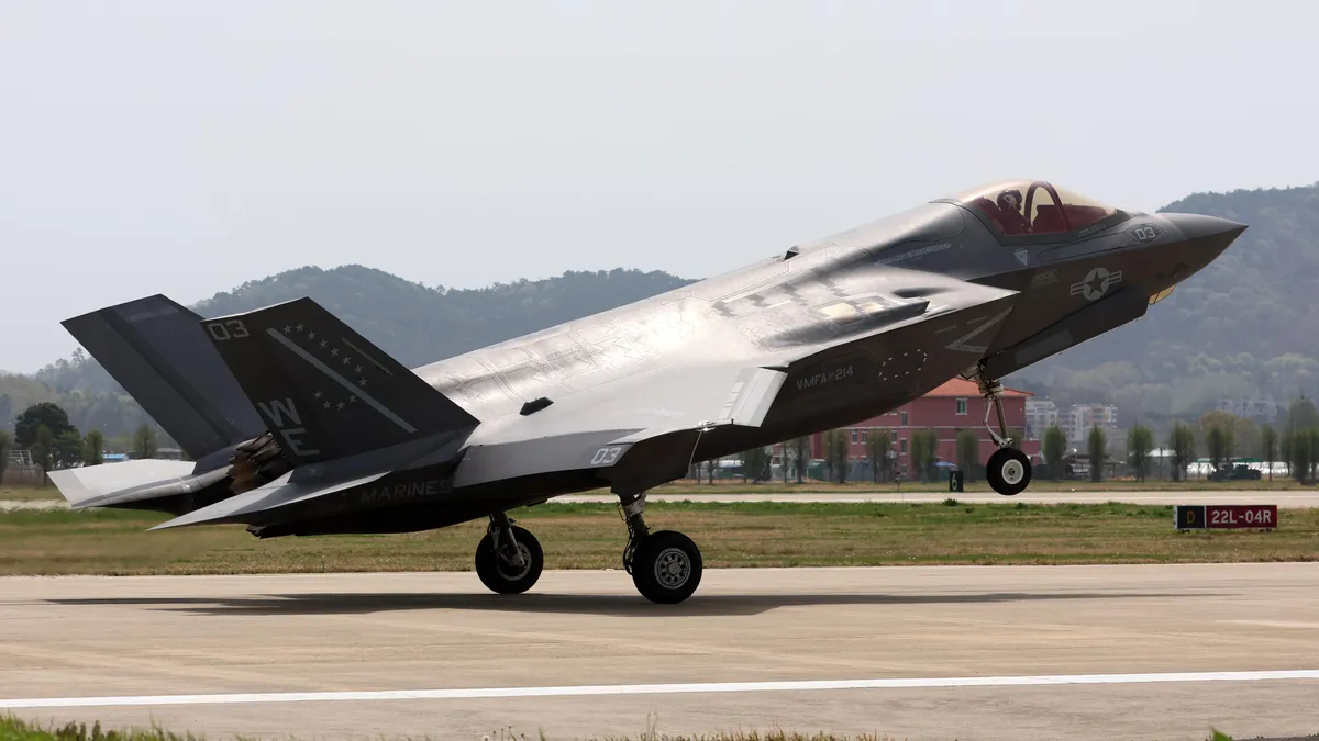 Посланикът на САЩ в Анкара: Има шанс за напредък по сделката за F-35 с Турция 