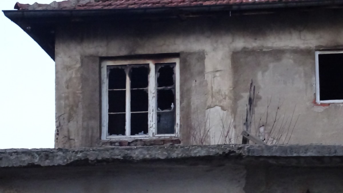 Пожар горя в дома за възрастни хора в кв. „Горна баня“