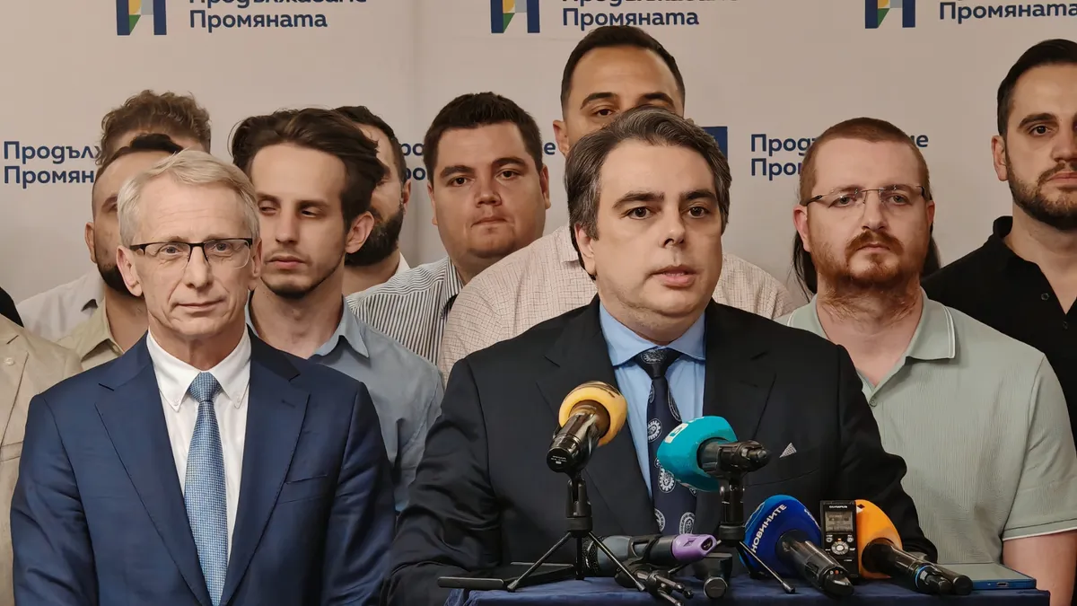 ПП свиква изборно Общо събрание на 27 и 28 септември, дотогава Асен Василев остава едноличен лидер на партията  