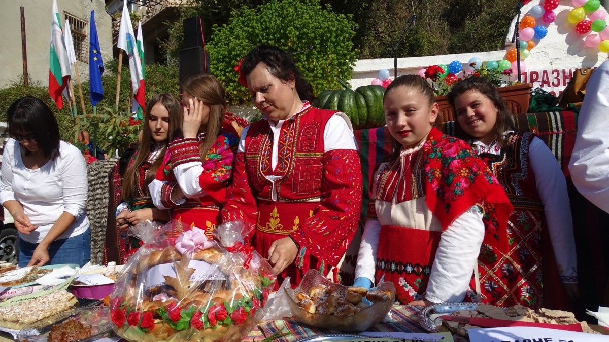 Празникът на кестена: палитра на традиции и любов към природата