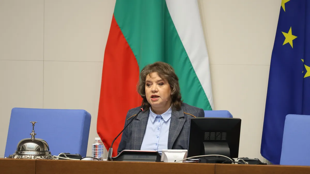 Председателят на Народното събрание ще представи новата си книга