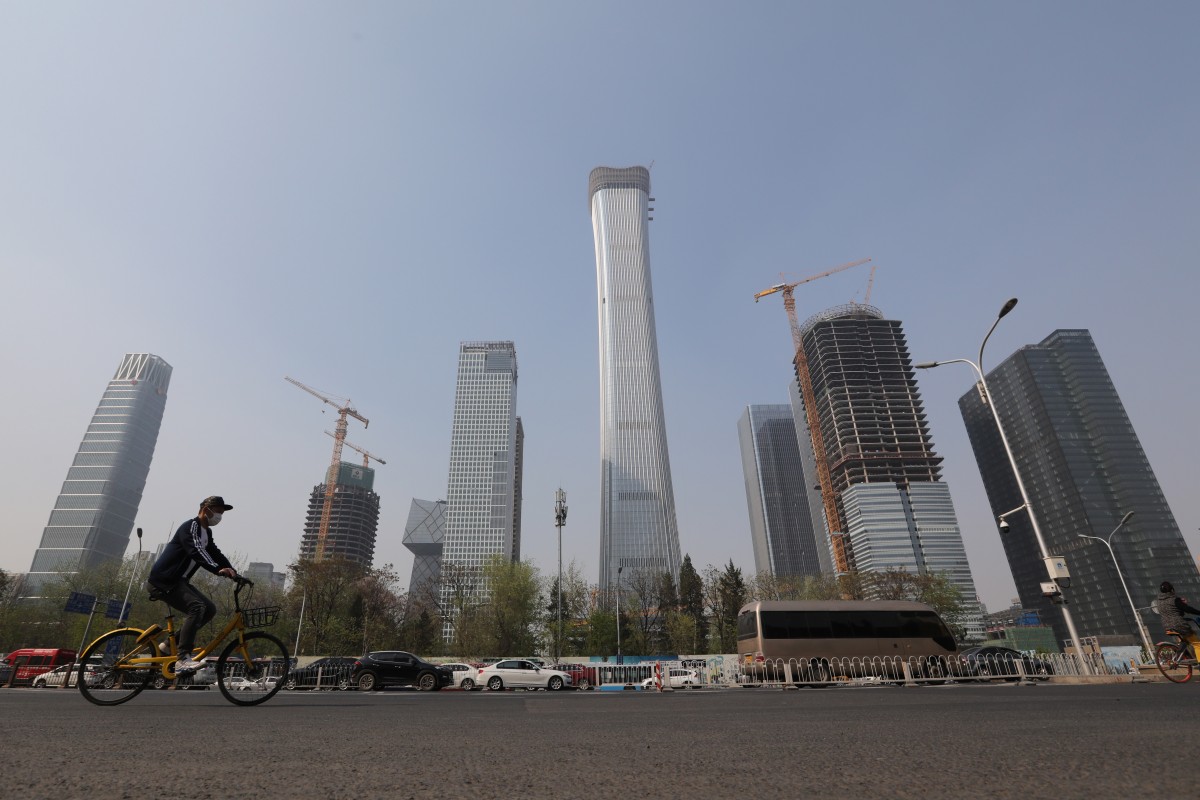 Продадоха на търг конфискуван небостъргач в Пекин