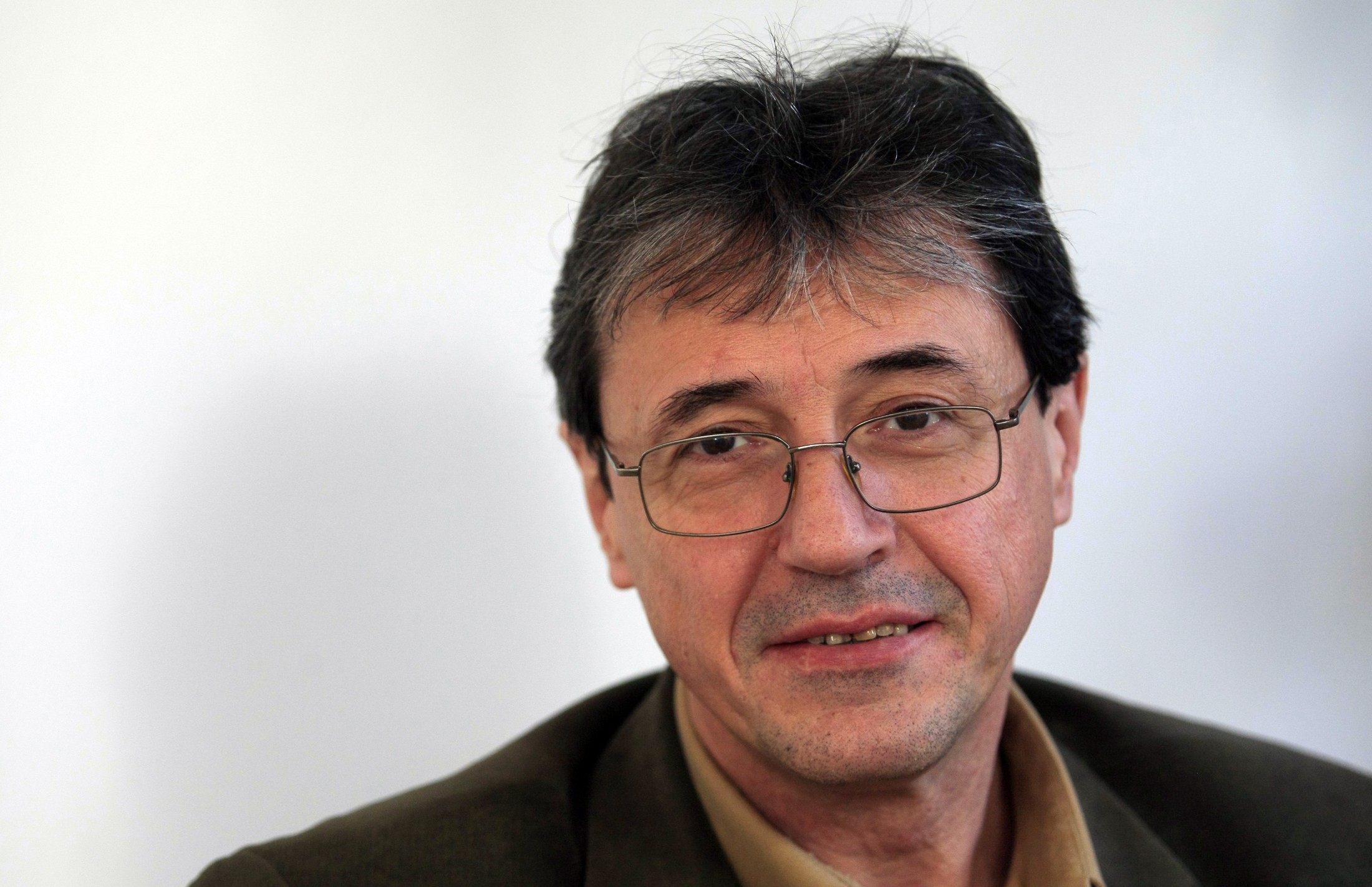 Проф. Антоний Тодоров: Чака ни бурен политически период, ако се стигне до служебен кабинет