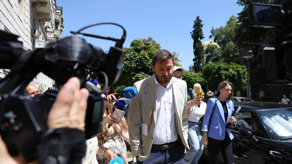 Прокуратурата ще иска постоянен арест за бившия зам.-кмет Никола Барбутов