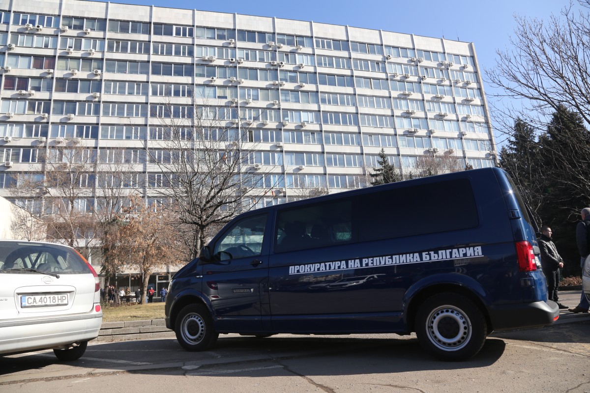 Прокуратурата влезе в Държавната комисия по хазарта, има арестувани